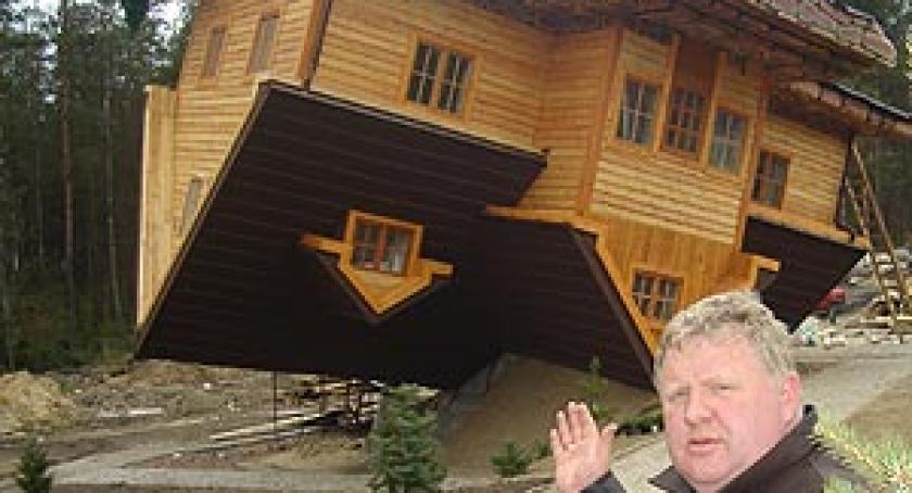 Otwarcie domu do góry nogami. Jak świat stanął na głowie