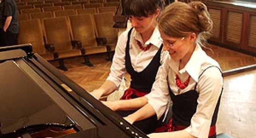 Ogólnopolski sukces młodych pianistek
