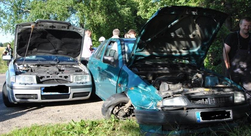 Mojusz. Zderzenie dwóch pojazdów - poszkodowana kobieta w ciąży