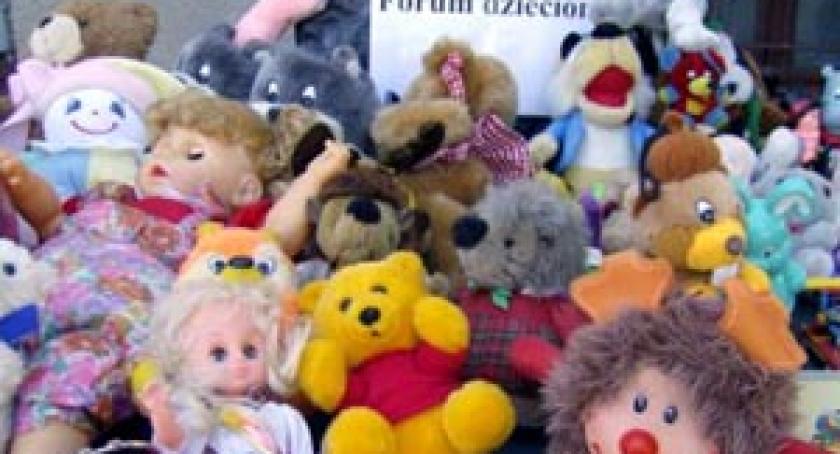 Forum dzieciom. Przyłącz się do akcji, zrób prezent najmłodszym!