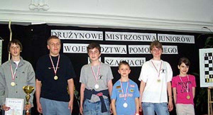 Pierwsze miejsce kartuskich szachistów