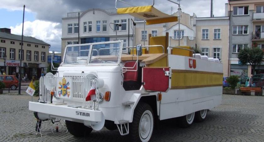 Papamobile w Kartuzach i Sierakowicach