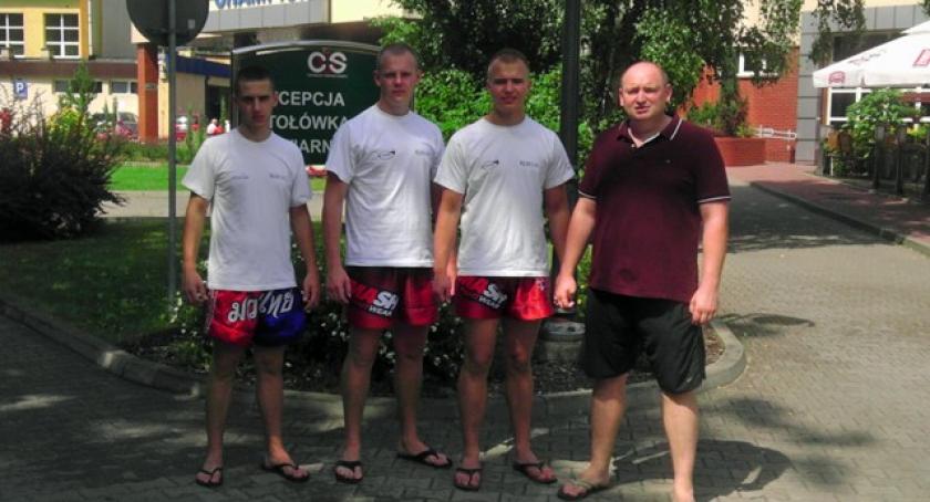 Kickboxing. 