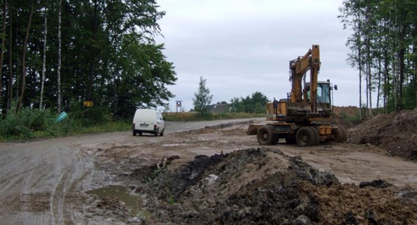 Droga Szarłata - Grzybno zamknięta dla ruchu
