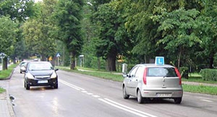 Instruktor nauki jazdy skazany za łapówki