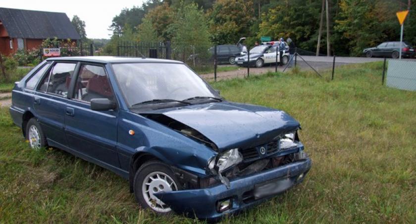 Chwaszczyno. Zderzenie dwóch samochodów 
