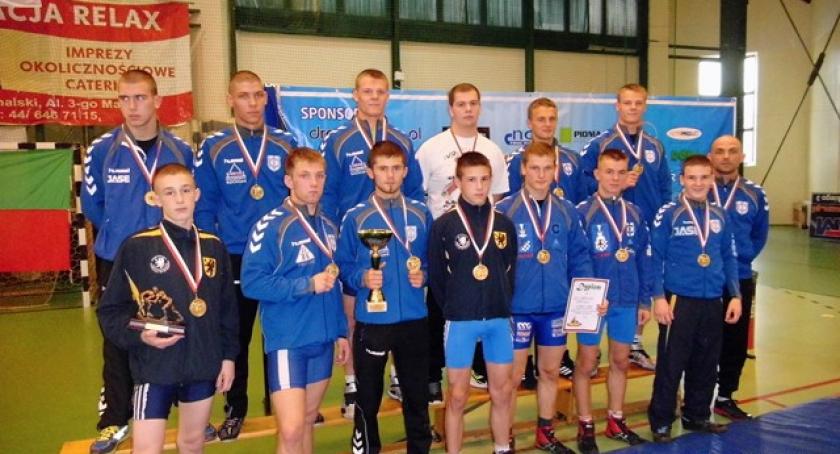Zapasy. Juniorzy Cartusii najlepsi w kraju