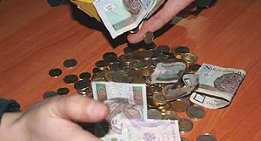 Jak ustrzec się przed oszustami? Rządowy program - 