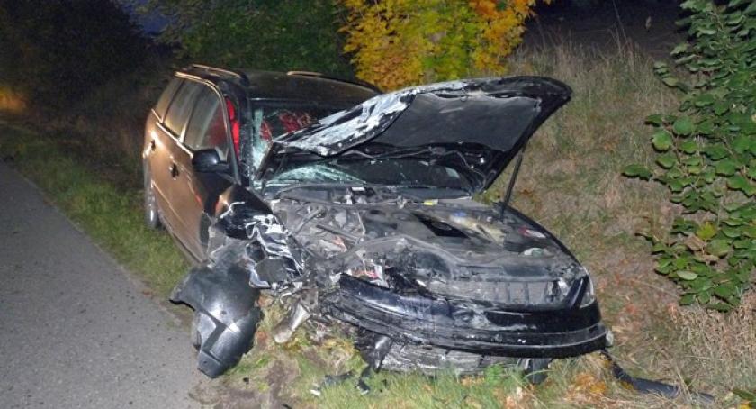 Łączyno. Zderzenie passata z megane