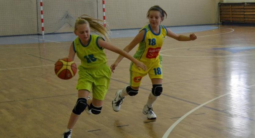 Koszykówka. Podwójna wygrana Tropsa w lidze pomorskiej