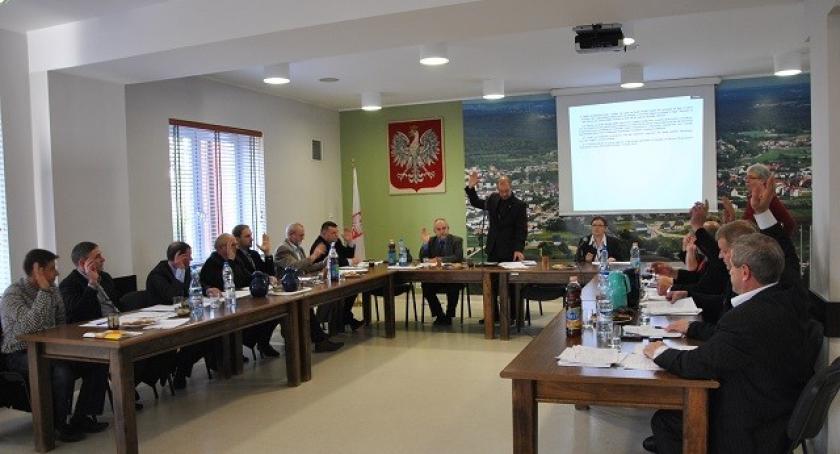 Sierakowice. Podatki w górę - radni 