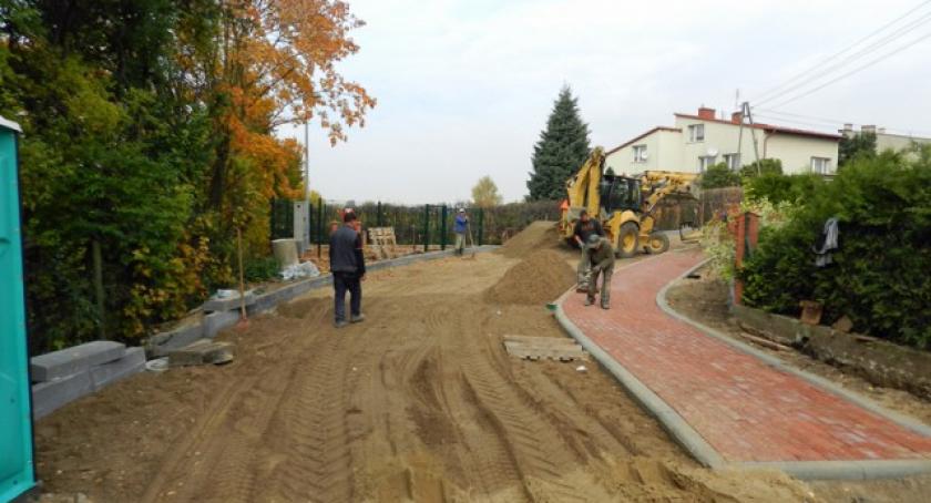 Żukowo. Budują ulice na dwóch osiedlach