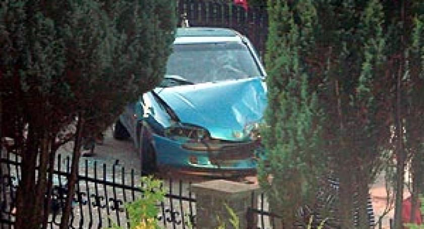 Chciał wykorzystać długą prostą i spowodował wypadek
