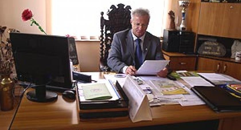 Drogi, chodniki i boiska. Przodkowskie inwestycje
