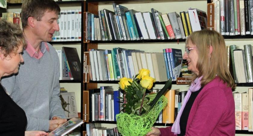 Barbara Szczepuła gościem biblioteki w Stężycy