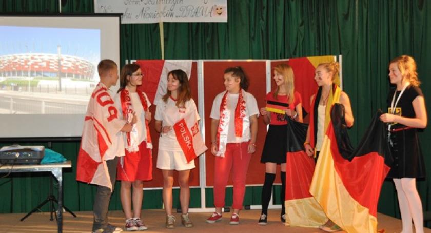Kartuzy. Mały teatr po niemiecku - konsul generalny RFN na widowni