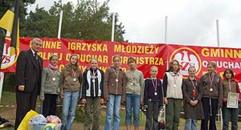 Uczennice z Banina i z Żukowa były nie do pokonania. Mistrzostwa Powiatu Kartuskiego w Sztafetowych Biegach Przełajowych