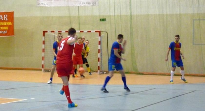 Mściwoj, F&BS Team oraz HP liderami na półmetku KHLPN