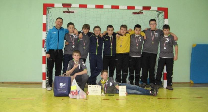 Podwójne podium dla szczypiornistów Tropsa