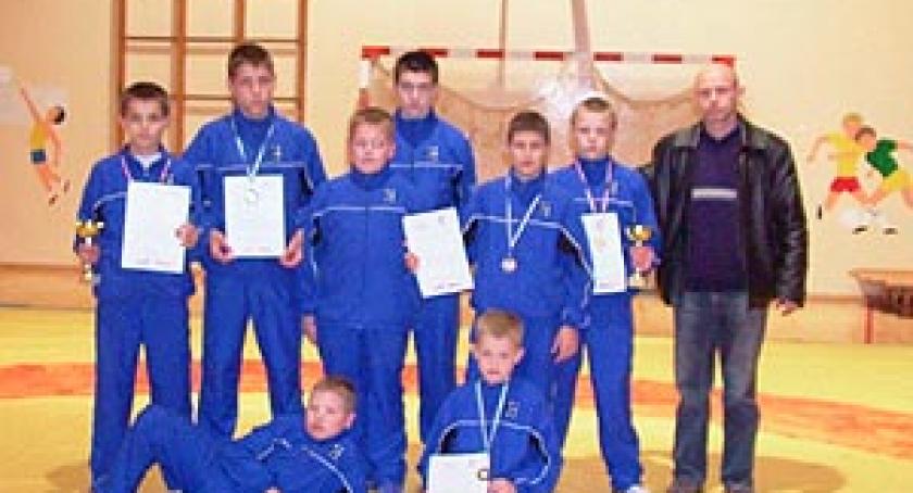 Kartuscy zapaśnicy zajęli trzecie miejsce. Międzynarodowy Turniej UKS w Siedlcach