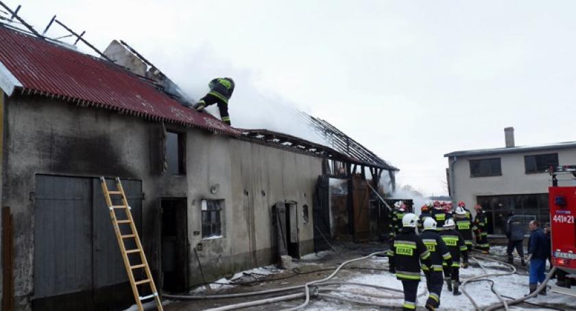 Osowa Góra. Stodoła strawiona przez ogień