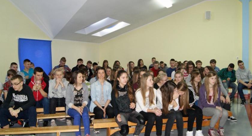 Przodkowo. Gimnazjaliści spotkali się z pracodawcami