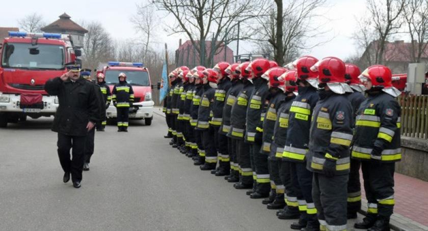 Kartuzy. Nowy wóz dla strażaków