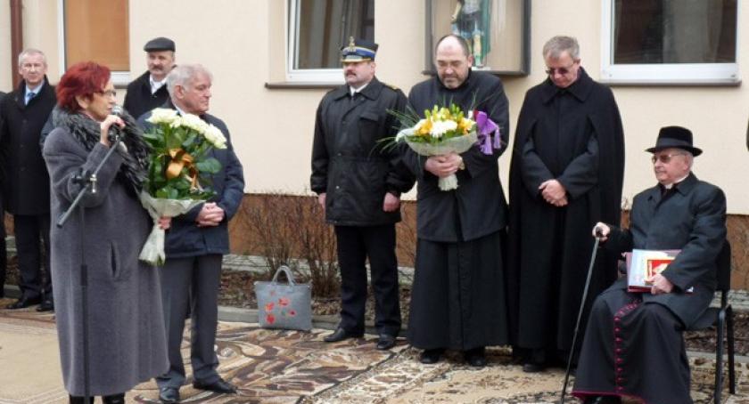 Powiat. Ks. Misiorny odchodzi - nowi kapelani straży i policji