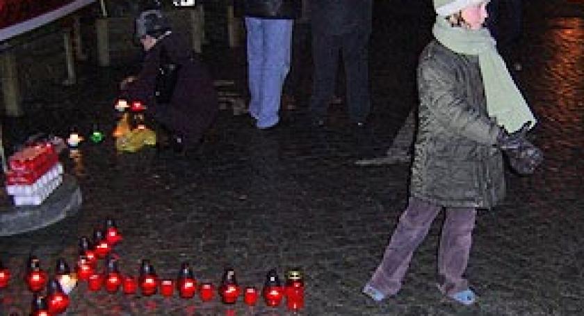 Uczczono 26. rocznicę wprowadzenia stanu wojennego