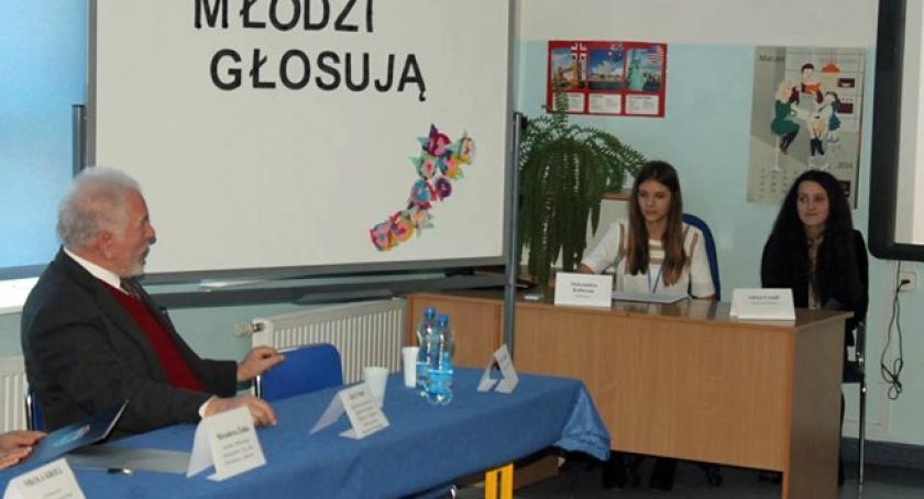 Żukowskie gimnazjalistki szykują się do Sejmu