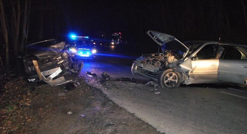 Somonino. Czołówka citroena z fordem - cztery osoby poszkodowane