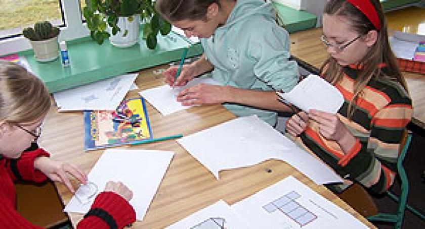Dzieci wcale nie muszą się nudzić. „Pożyteczne ferie 2008”