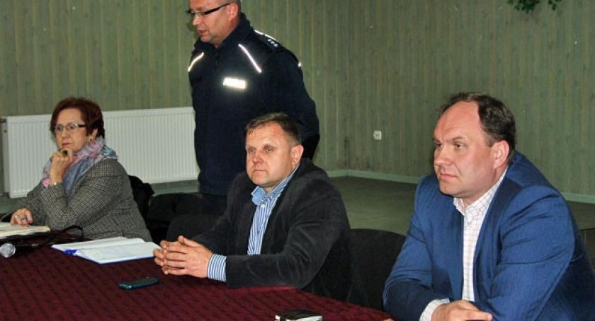 Mieszkańcy Stężycy narzekają na katastrofalny stan dróg