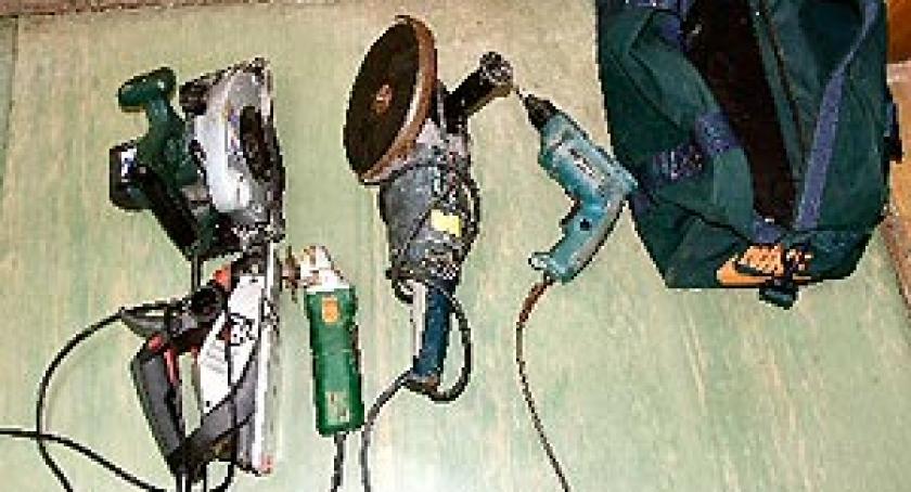 Zatrzymano pasera skradzionych elektronarzędzi. Odzyskano wszystkie skradzione przedmioty