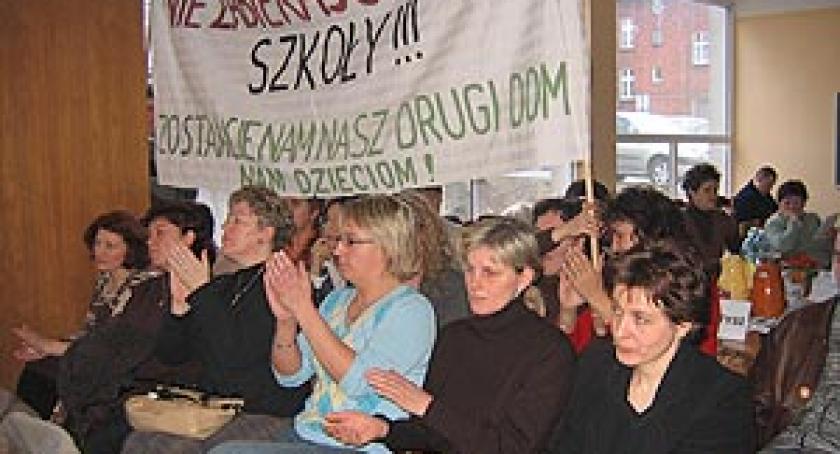 W Staniszewie będzie jednak zespół szkół. XVII sesja Rady Miejskiej w Kartuzach