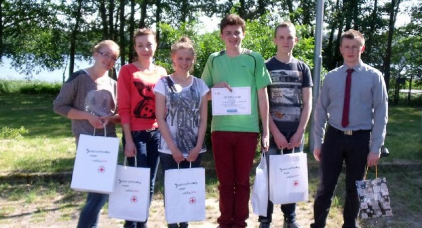 Drużyna pierwszej pomocy ZSP w Sierakowicach 8. w województwie