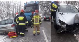 Zderzenie ciężarówki z osobówką w Barwiku