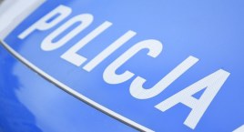 Chciała sprzedać bluzkę - straciła 2.800 złotych