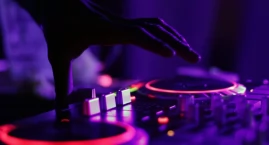 Govi Sunset Music - klubowa muzyka na plaży w Gowidlinie