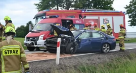 Zderzenie dwóch aut na krajowej „20” w Borczu. Trzy &hellip;