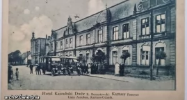 Od hotelowych autobusów do miejskiej poczekalni. Jak&hellip;