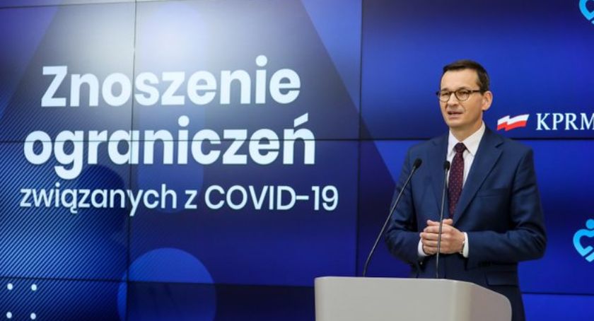 Trzeci etap znoszenia ograniczeń. Najnowsze informacje