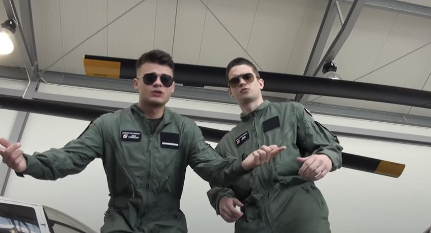 Lotniczy rap, czyli piloci startują z pomocą w walce z koronawirusem