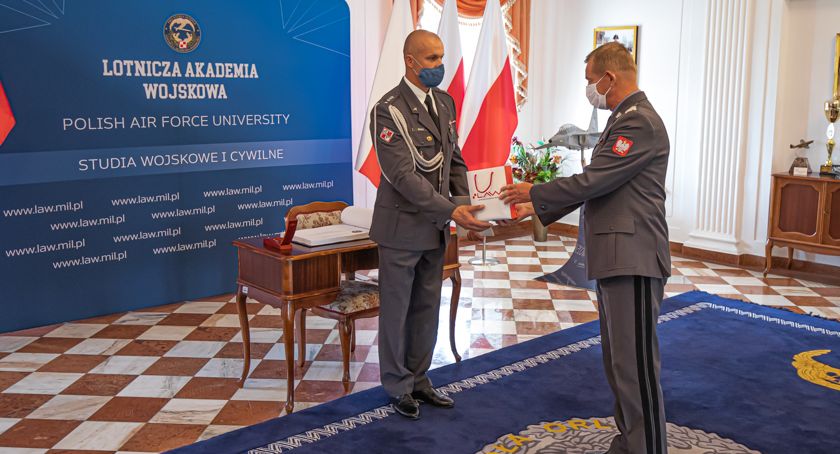 LAW: Kapitan Pataj pożegnał się z uczelnią 