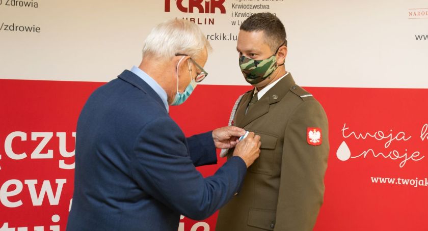 Od początku roku oddali 700 litrów krwi. Zostali odznaczeni