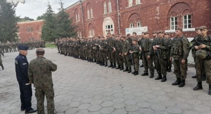 Policjanci szkolili terytorialsów