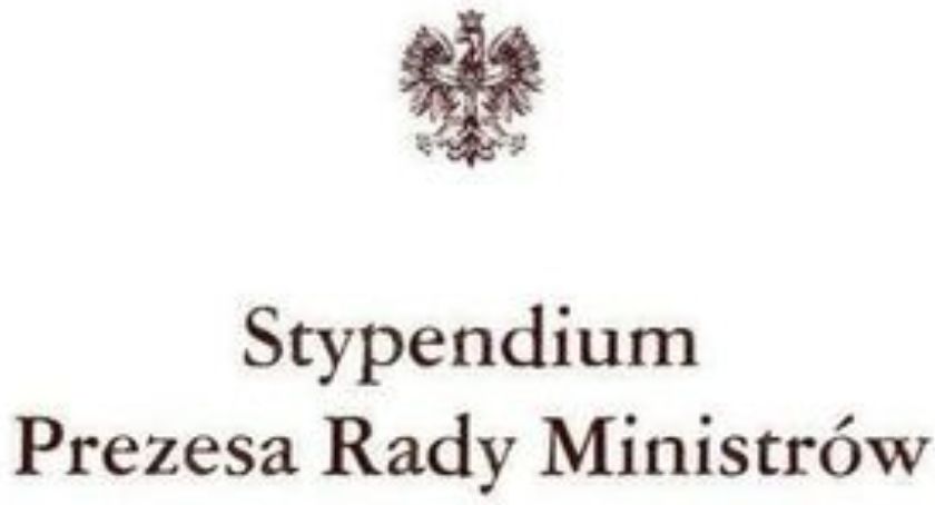 Uczniowie dęblińskiego liceum ze stypendium Premiera