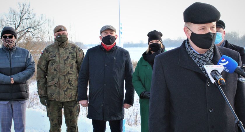 STĘŻYCA. Inwestycja ochroni 1,5 tysiąca mieszkańców przed powodzią (film)