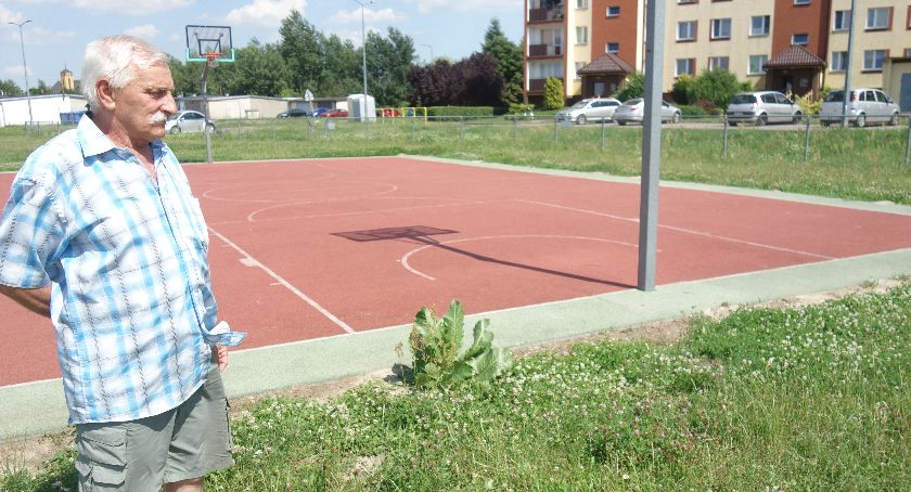 DĘBLIN:Na placu zabaw, jak w pustyni i w puszczy