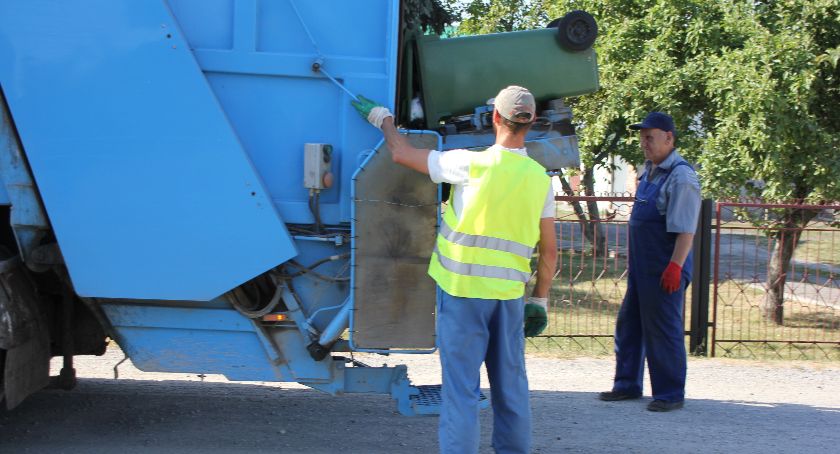Gm. Stężyca: Od 1 września drożeją śmieci
